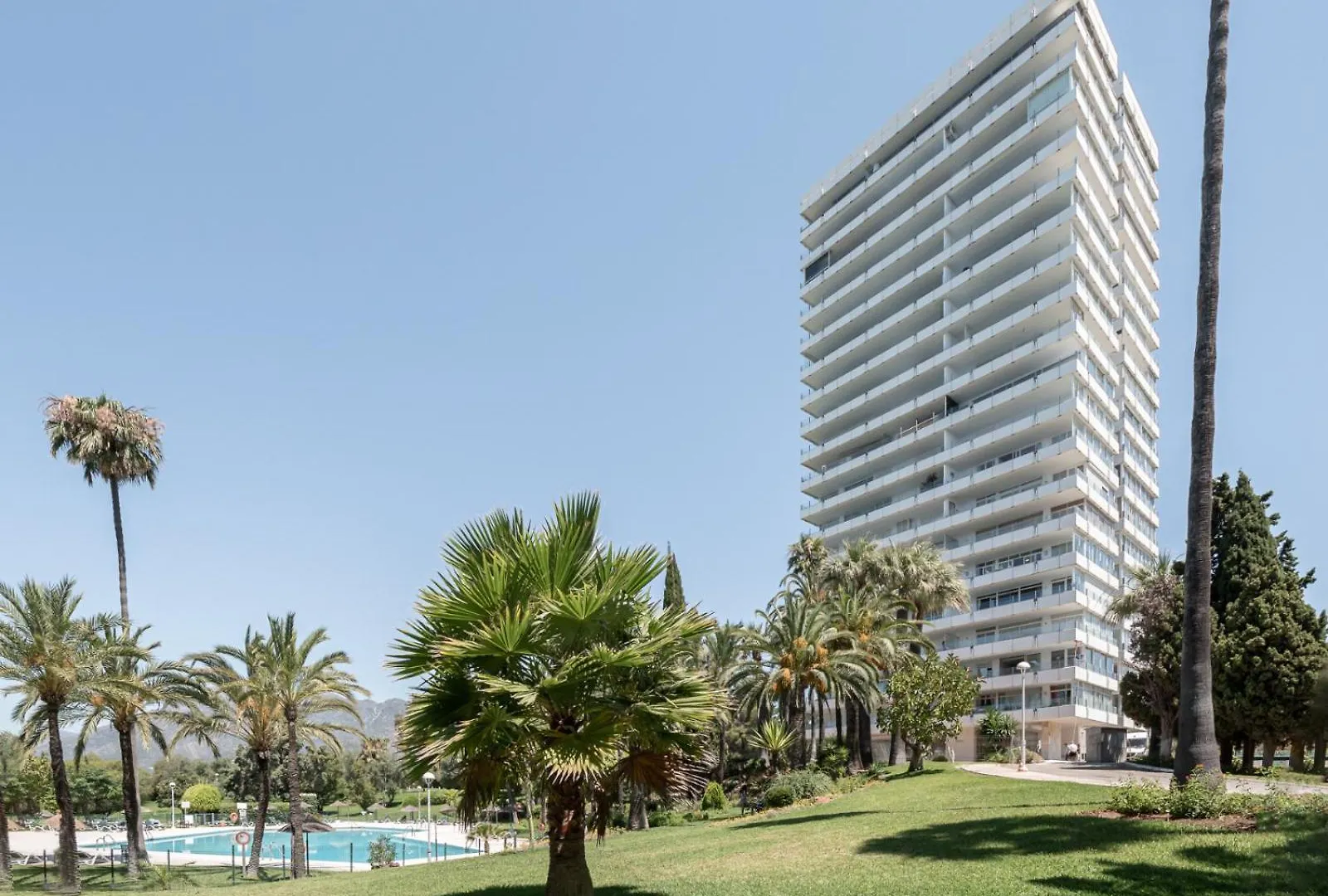 Apartamento Con Vistas Al Mar, La Concha Y Rio Real Marbella Spagna